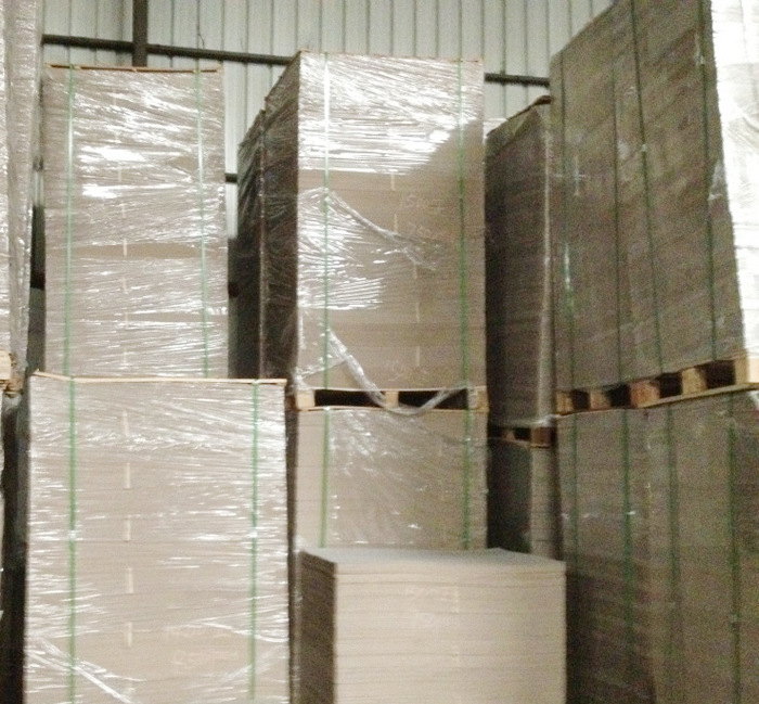 東莞灰板紙廠家怎么保存新聞紙？